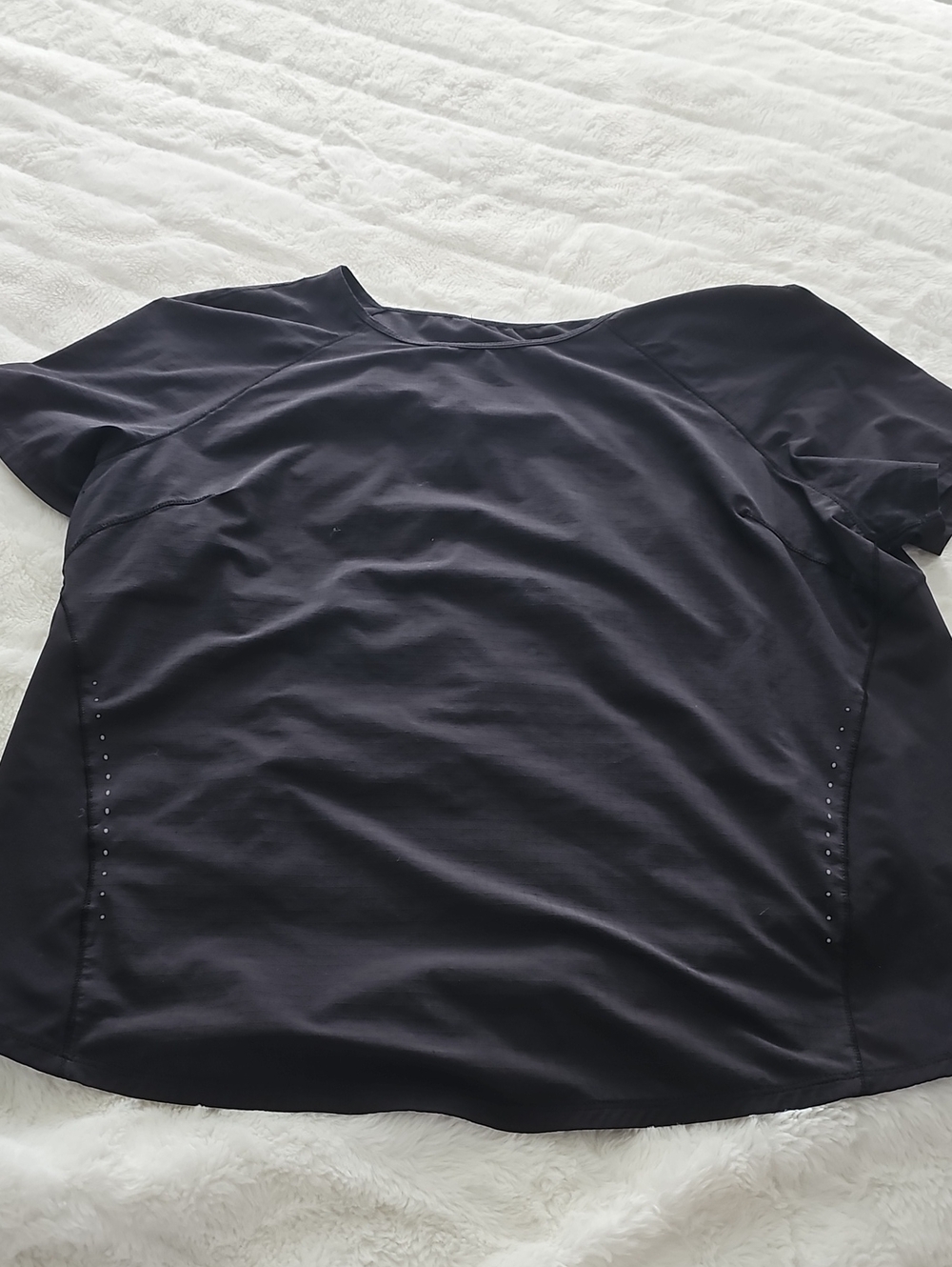 lululemon athletica Black Short-Sleeve Performance Tee
